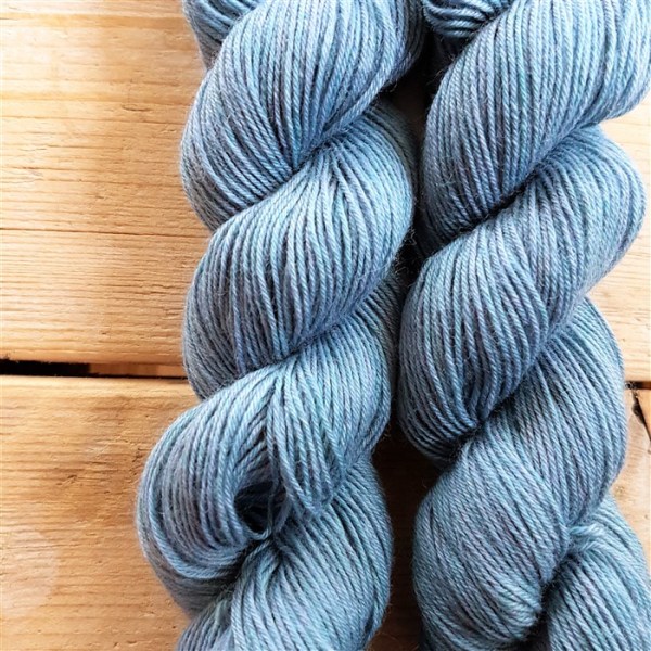 Leftfootdaisy-Socks-Yeah