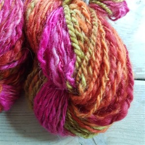 leftfootdaisy-washed-thwacked-fibre-close-up