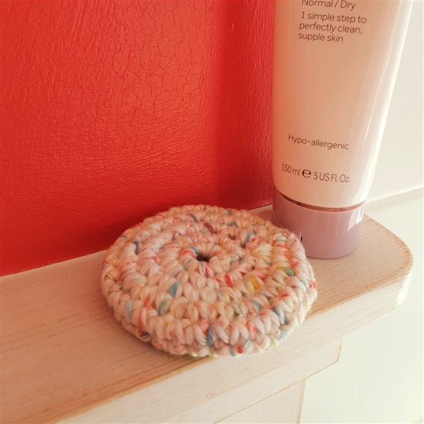 Leftfootdaisy-makeup-remover-pad