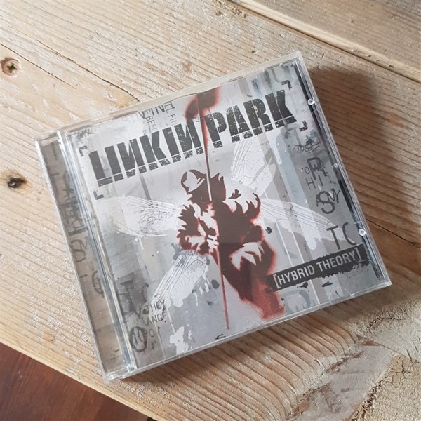 Leftfootdaisy-rainbow-pinwheel-baby-blanket-Linkin-Park-Hybrid-Theory