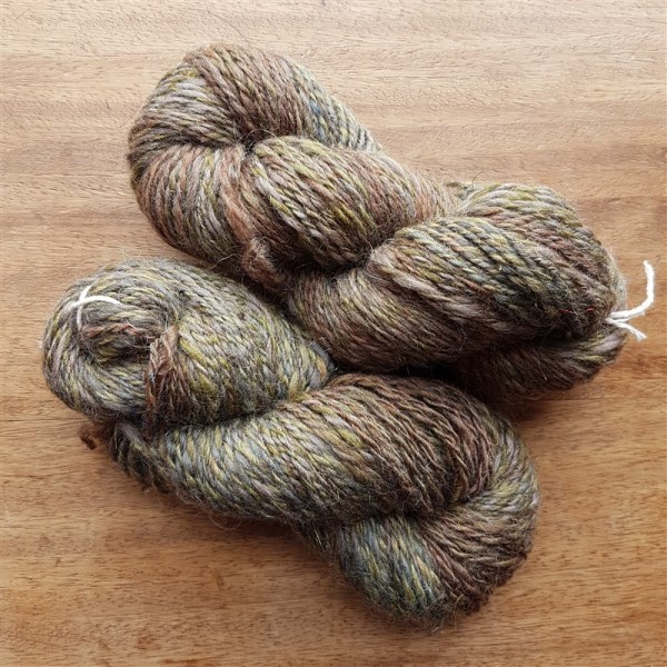 Leftfootdaisy-tour-de-fleece-centre-pull-ball-plying-win