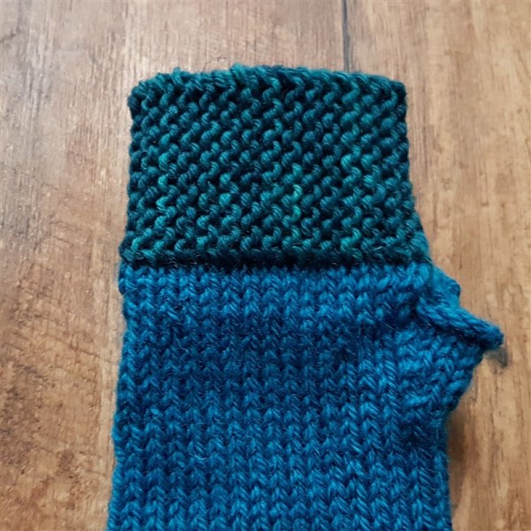 leftfootdaisy-reflections-on-a-knitted-christmas-part-2-all-the-camp-out-fingerless-mitts-petrol