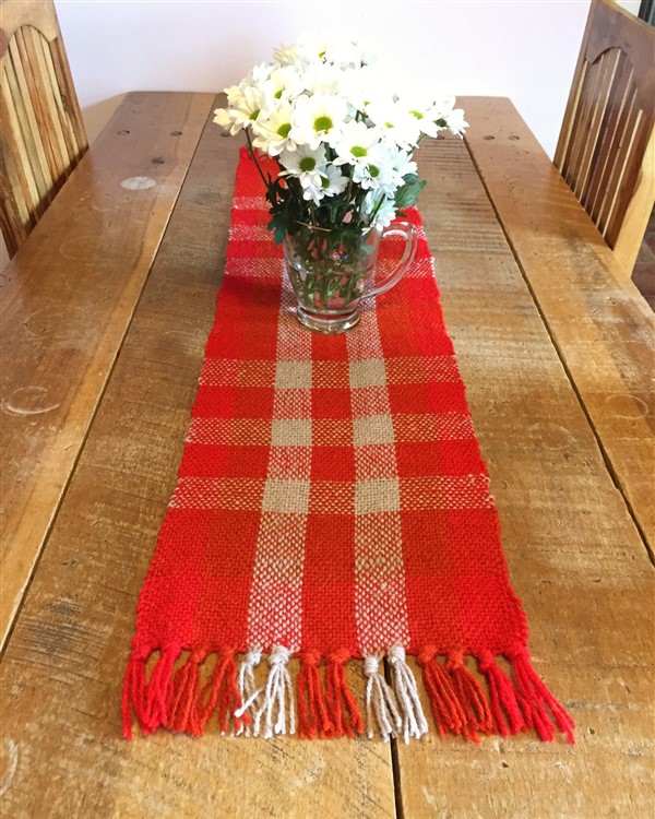 leftfootdaisy-colour-exploration-tapestry-weaving-first-rigid-heddle-project (600 x 750)