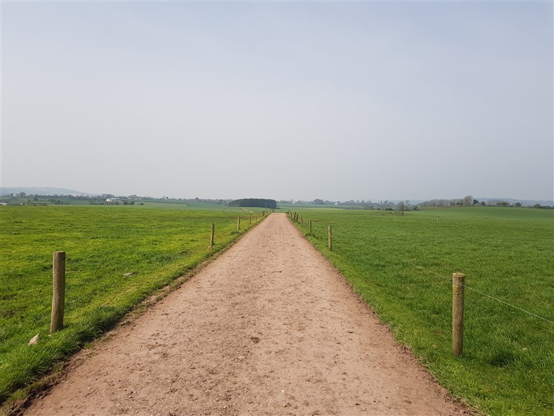 leftfootdaisy-restless-fibre-crafter-featured-farm-photo